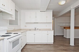 2423 Sunset Rd in Charlottesville, VA - Building Photo - Building Photo