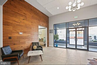 319 W Franklin St in Baltimore, MD - Building Photo - Building Photo