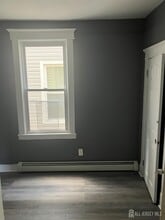 107 Baldwin St in New Brunswick, NJ - Building Photo - Building Photo