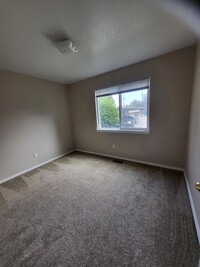 9143 W Cory Ln in Boise, ID - Foto de edificio - Building Photo