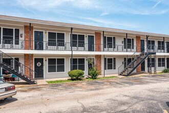 The Lafayette Apartments in Graham, TX - Foto de edificio - Building Photo