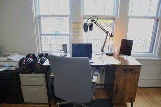 618 Adams Street NE, Unit 2 in Minneapolis, MN - Foto de edificio - Building Photo