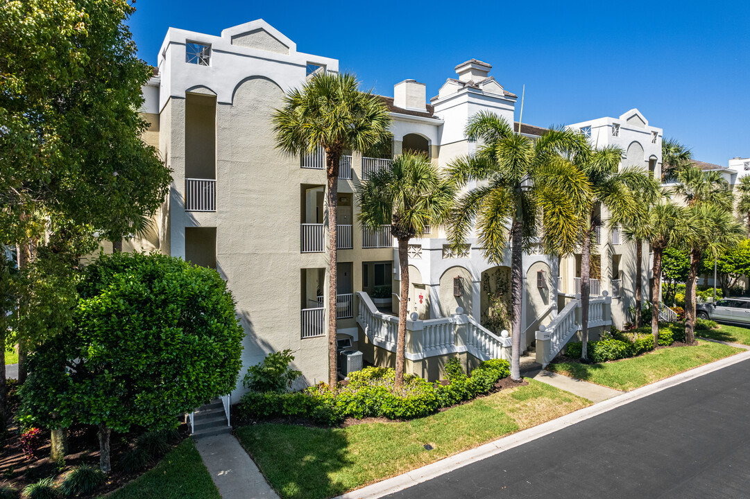 Pebble Creek in Naples, FL - Building Photo