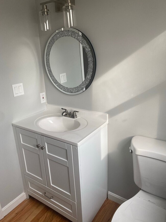 123 Angell St in Mansfield, MA - Building Photo - Building Photo