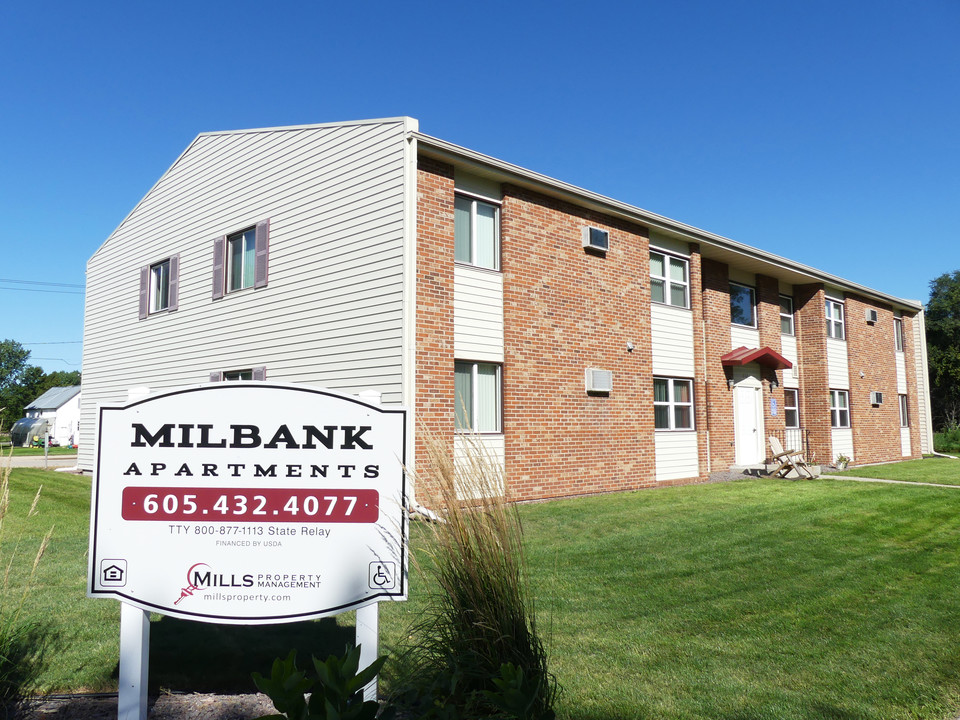 Milbank Apartments in Milbank, SD - Building Photo