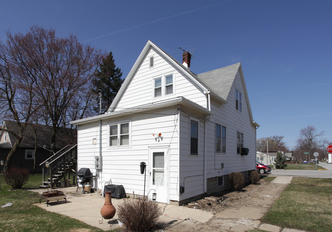 76 W 34th St in Steger, IL - Foto de edificio - Building Photo