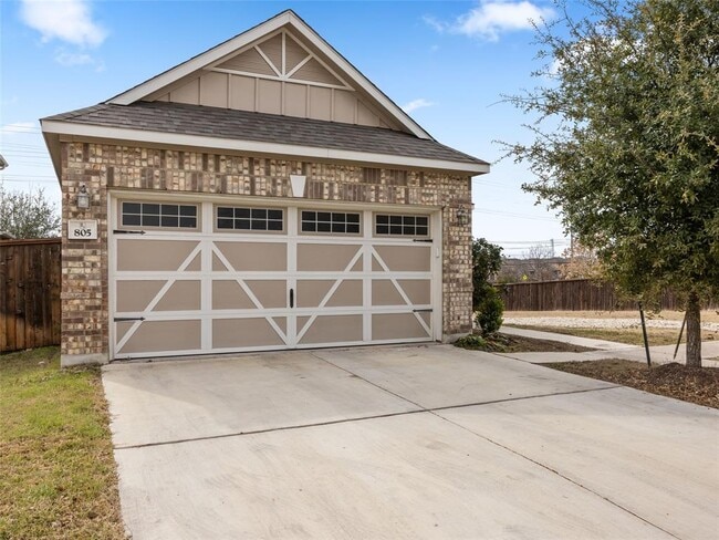 property at 805 Sand Hill Branch Dr