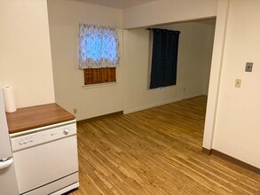 355 N Cheyenne St in Powell, WY - Building Photo - Building Photo