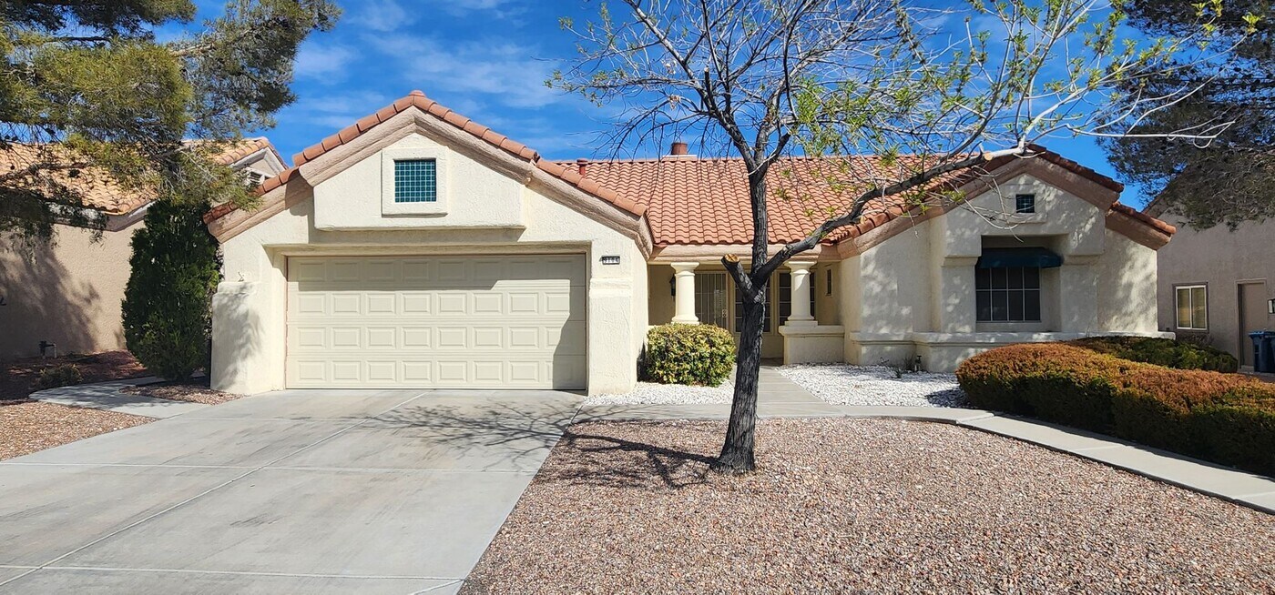 9104 Sundial Dr in Las Vegas, NV - Building Photo