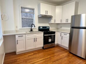 3511 W Beach Ave in Chicago, IL - Building Photo - Building Photo