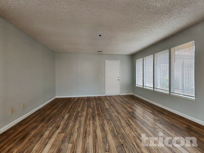 1213 Essex Dr in Fairfield, CA - Building Photo - Building Photo