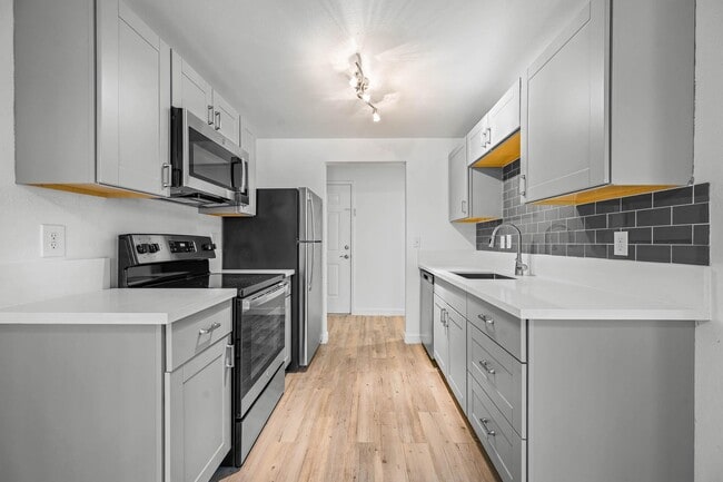 Oak & Iron Flats by Trion Living