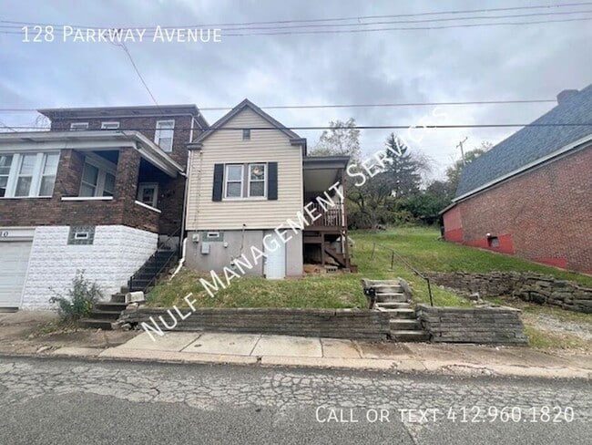 128 Parkway Ave in East Pittsburgh, PA - Building Photo - Building Photo