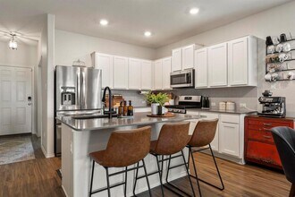 5932 Bianca Dr in Round Rock, TX - Building Photo - Building Photo