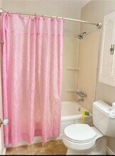 1157 Beechwood Dr in Harvey, LA - Building Photo - Building Photo