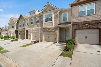 4915 Longview Walk in Decatur, GA - Foto de edificio - Building Photo