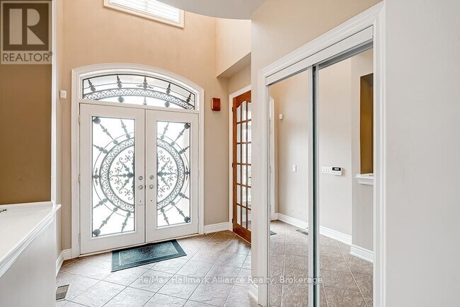 1527 Arrowhead Rd in Oakville, ON - Building Photo - Building Photo