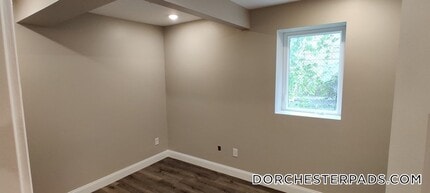 34 Hartwell St in Boston, MA - Building Photo - Building Photo