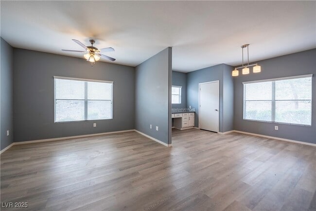 property at 45 Maleena Mesa St