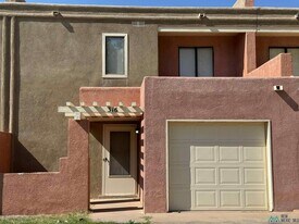 316 S 2nd St in Artesia, NM - Building Photo