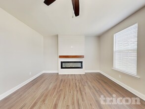 140 Ashberry Ln in Franklinton, NC - Foto de edificio - Building Photo