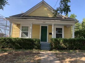 208 E Springer Ave in Guthrie, OK - Building Photo