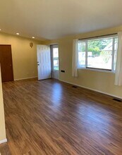 6444 NE Going St in Portland, OR - Building Photo - Building Photo