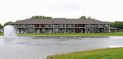 Urban Edge in Green Bay, WI - Foto de edificio - Building Photo