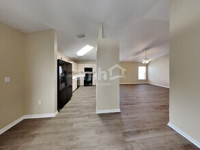 1921 Tinker Dr in Lutz, FL - Building Photo - Building Photo