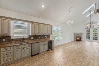 7284 Hawksnest Blvd in Orlando, FL - Building Photo - Building Photo