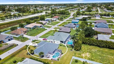 2122 SW 25th St in Cape Coral, FL - Building Photo - Building Photo