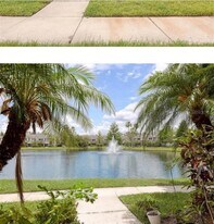 8905 Manor Loop in Lakewood Ranch, FL - Building Photo