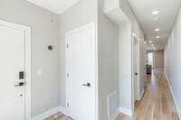 2709 W Jefferson St photo'