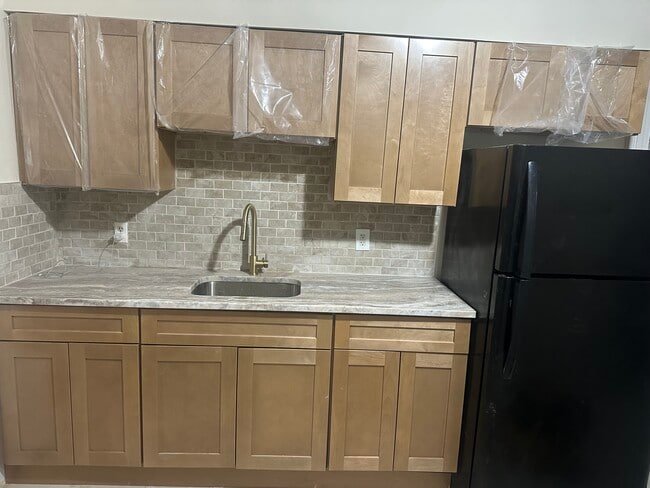 612 S Park St, Unit first floor