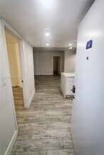 10755 SW 108th Ave in Miami, FL - Building Photo - Building Photo