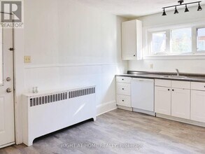 367 Dominion Ave in Ottawa, ON - Building Photo - Building Photo