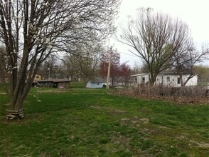 510 E Lake St in Marceline, MO - Building Photo - Building Photo