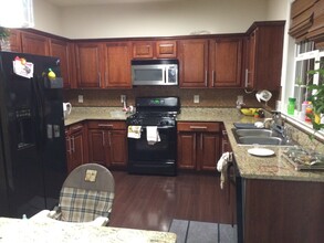 908 Wendlebury Ct in Alpharetta, GA - Building Photo - Building Photo