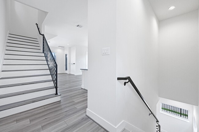 property at 3313 Baer St