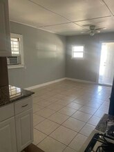 829 N J St in Lake Worth Beach, FL - Building Photo - Building Photo
