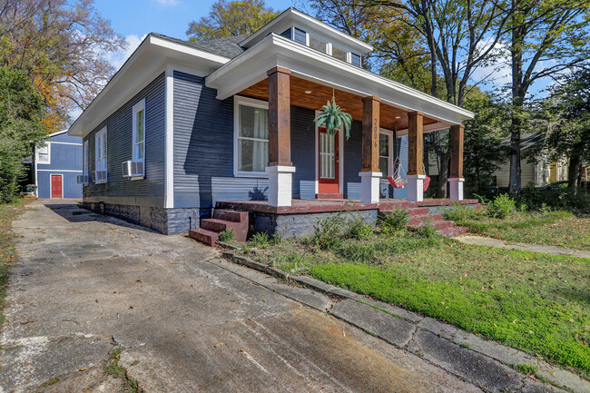 2006 Felix Ave in Memphis, TN - Foto de edificio - Building Photo