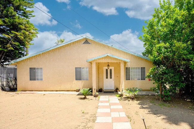 property at 14012 Sayre St