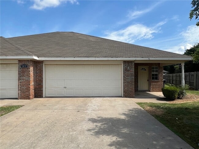 property at 1132 Remington Dr