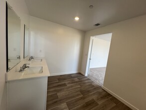 8720 Hamblen Ct in Shafter, CA - Building Photo - Building Photo