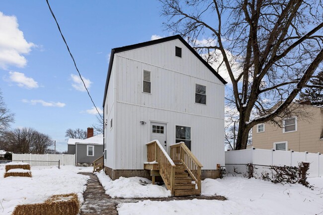 1565 Forest St in Columbus, OH - Building Photo - Building Photo