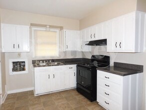 4896 Lochinvar Dr in Memphis, TN - Building Photo - Building Photo