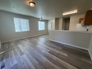 61325 Sally Ln in Bend, OR - Building Photo - Building Photo
