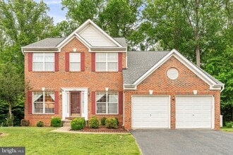 9212 Arnie Ct in Manassas Park, VA - Building Photo - Building Photo