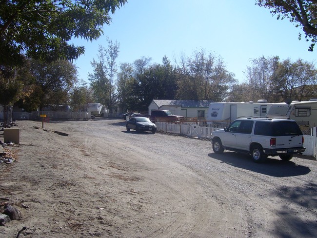 Shady Acres Mobile Home Park in Fallon, NV - Building Photo - Building Photo