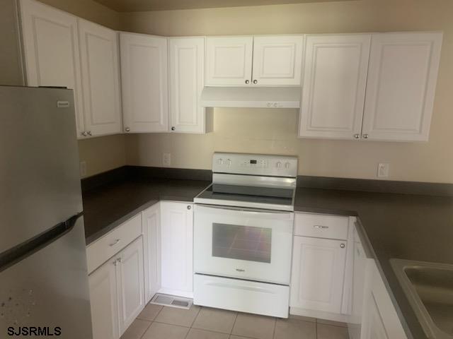 326 Heather Croft in Egg Harbor Township, NJ - Building Photo - Building Photo